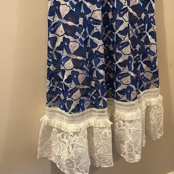 Belle Badgley Mischka Blue and Cream Lace Dress - women’s size 4 - Picture 4 of 9